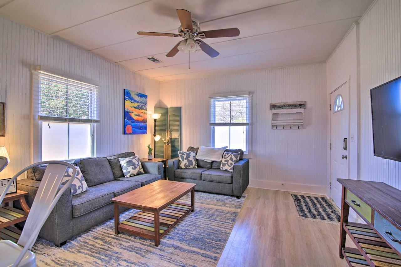 Texas Home With Backyard Oasis, Walk To Main St Fredericksburg Esterno foto